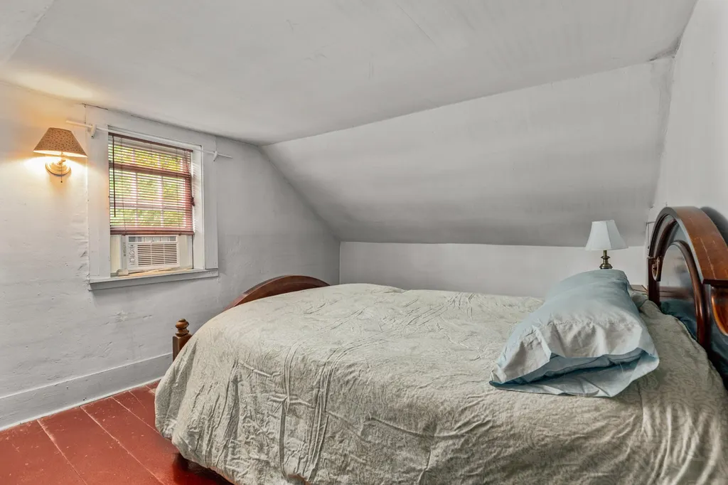396 South Road Brentwood NH 03833