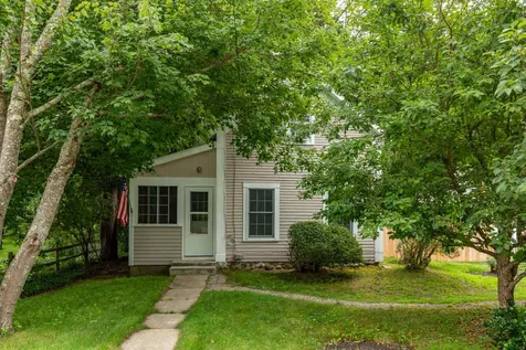 396 South Road Brentwood NH 03833
