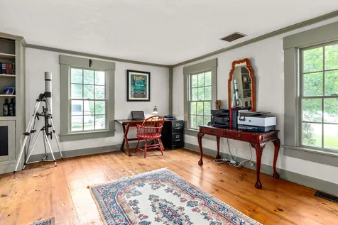 396 South Road Brentwood NH 03833