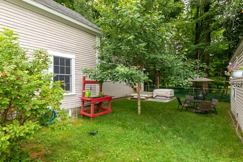 396 South Road Brentwood NH 03833