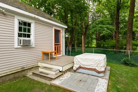 396 South Road Brentwood NH 03833