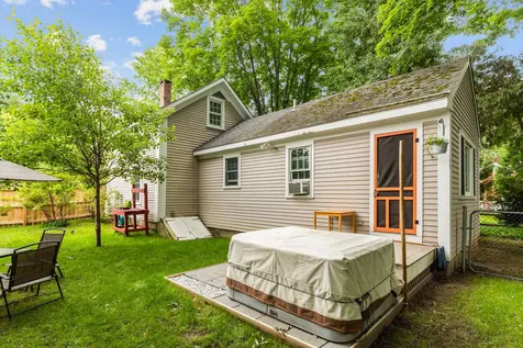 396 South Road Brentwood NH 03833