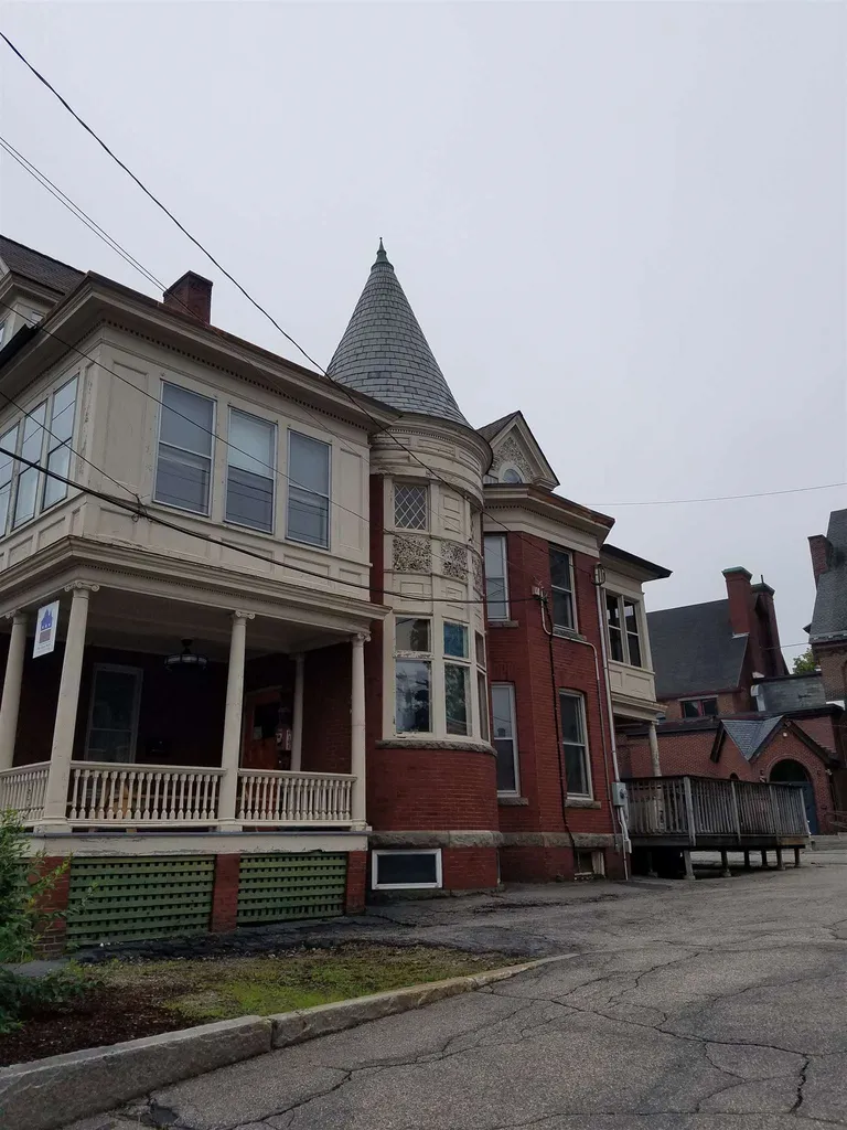 4 S State Street Concord NH 03301