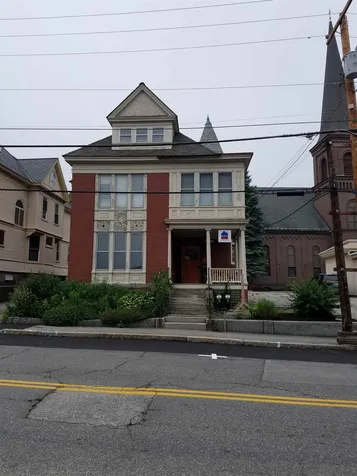 4 S State Street Concord NH 03301