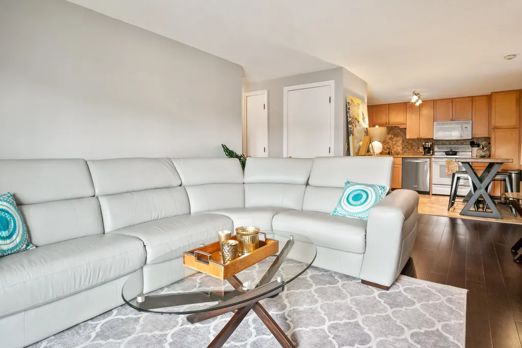 1305 White Cedar Boulevard Portsmouth NH 03801