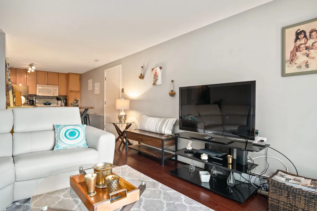 1305 White Cedar Boulevard Portsmouth NH 03801