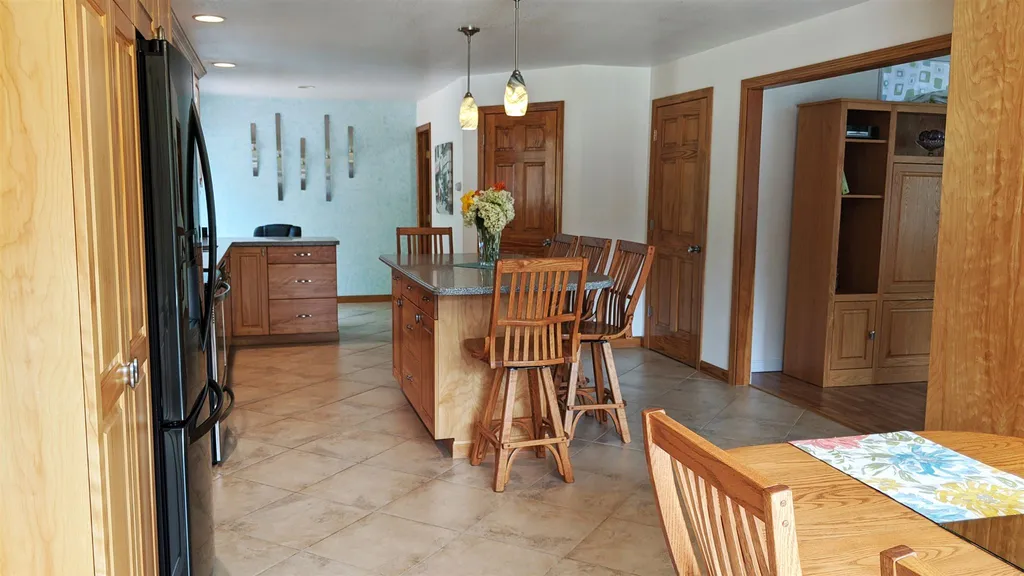 12 Mollybrook Drive Stark NH 03582