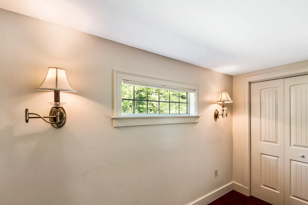 1005 Lake Avenue Sunapee NH 03751