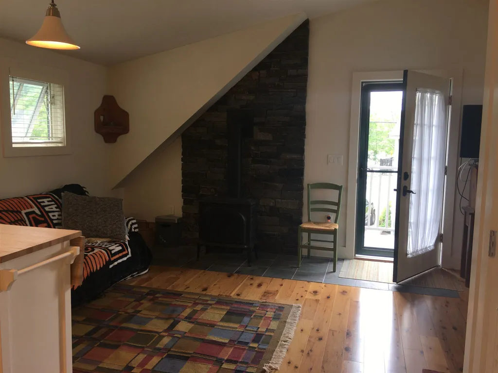1005 Lake Avenue Sunapee NH 03751