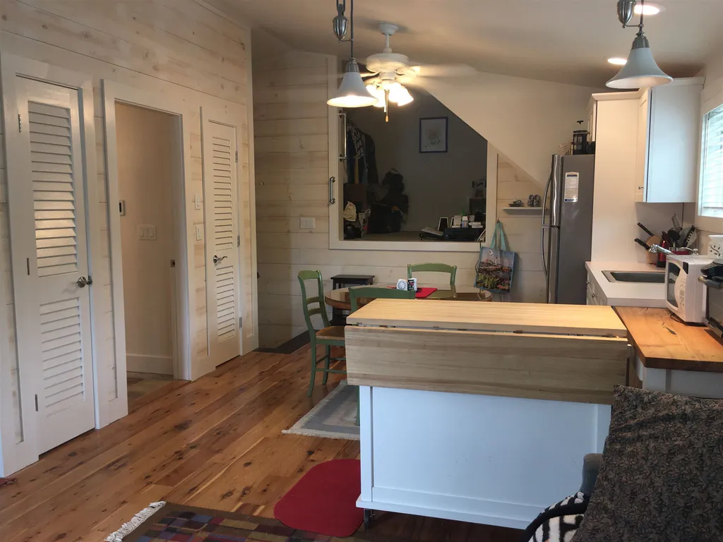 1005 Lake Avenue Sunapee NH 03751