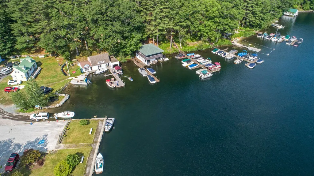 1005 Lake Avenue Sunapee NH 03751