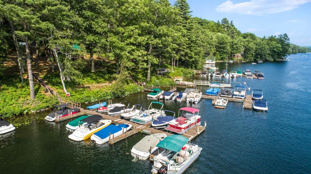 1005 Lake Avenue Sunapee NH 03751