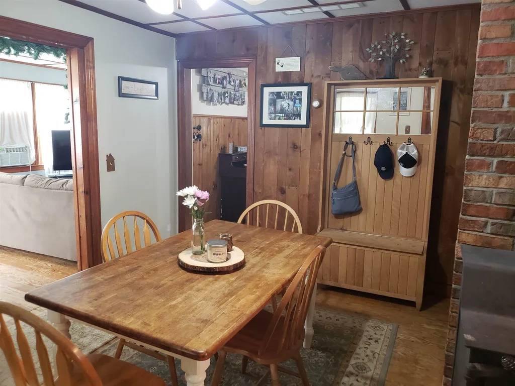 12 Bow Street Pittsfield NH 03263