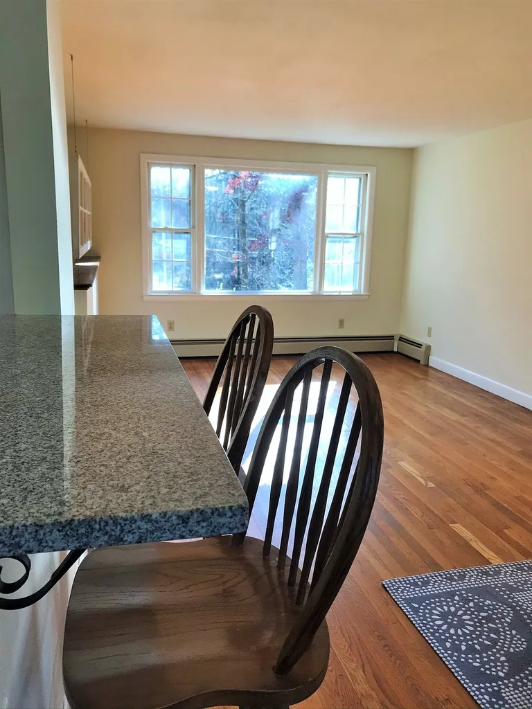 13 Longmarsh Road Durham NH 03824