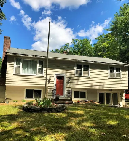 13 Longmarsh Road Durham NH 03824