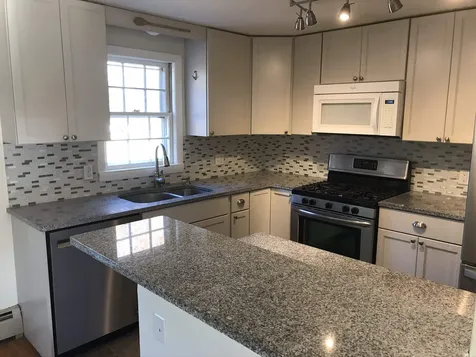 13 Longmarsh Road Durham NH 03824