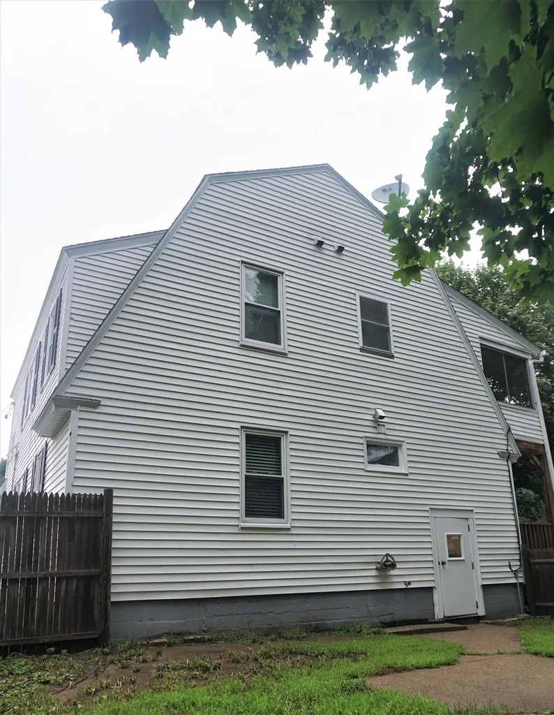 443 Cilley Road Manchester NH 03103