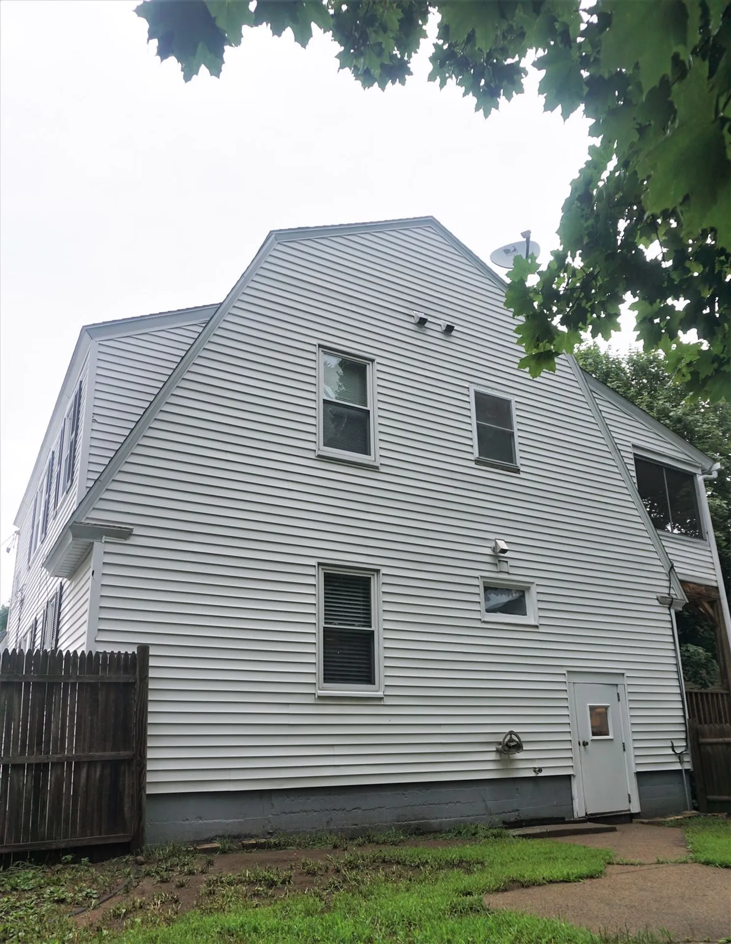443 Cilley Road Manchester NH 03103