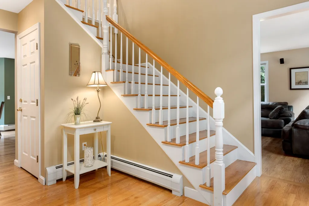 85 Dudley Road Brentwood NH 03833