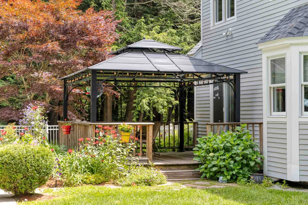85 Dudley Road Brentwood NH 03833