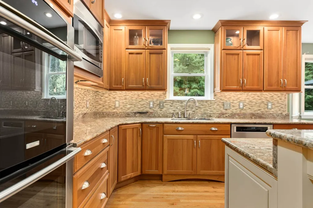 85 Dudley Road Brentwood NH 03833