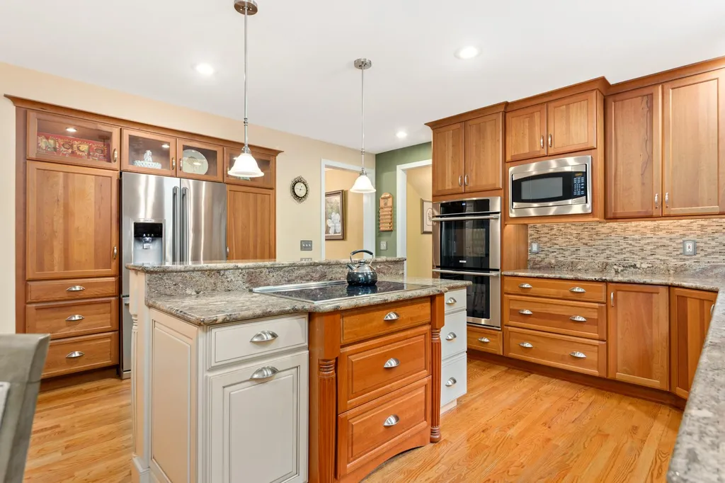 85 Dudley Road Brentwood NH 03833