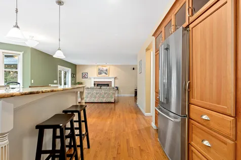 85 Dudley Road Brentwood NH 03833