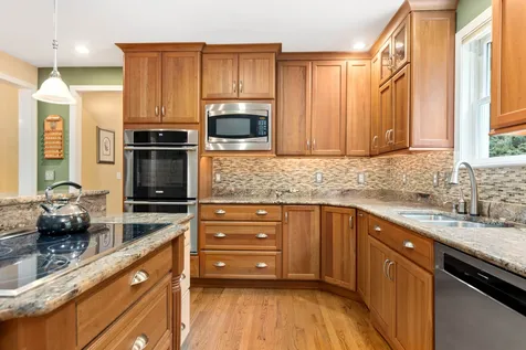 85 Dudley Road Brentwood NH 03833