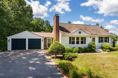 376 South Road Brentwood NH 03833