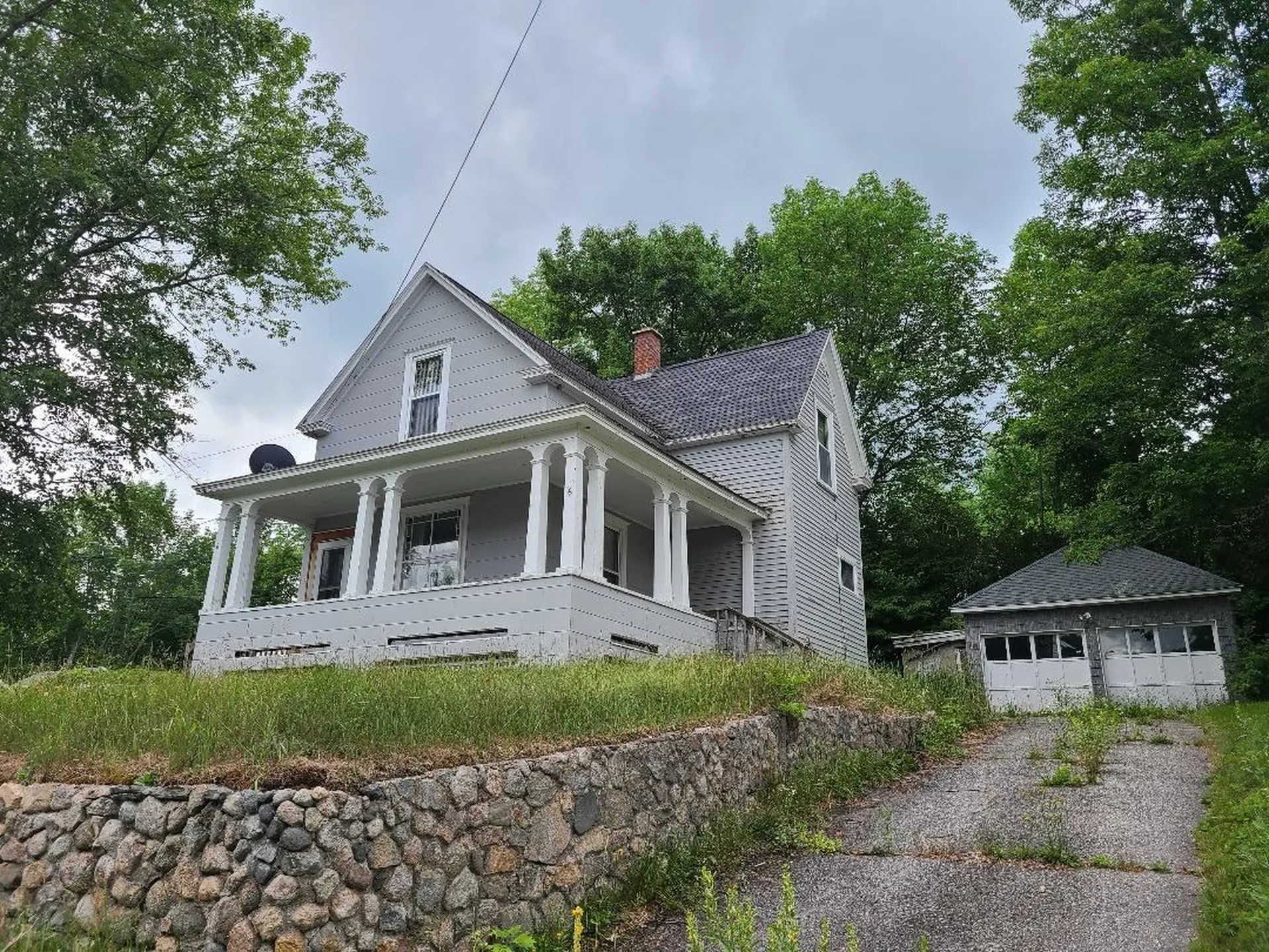 6 Gordon Avenue Gorham NH 03581