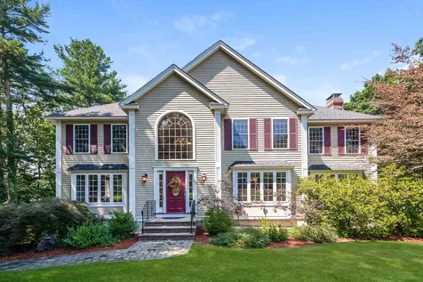 25 Nottingham Road Windham NH 03087