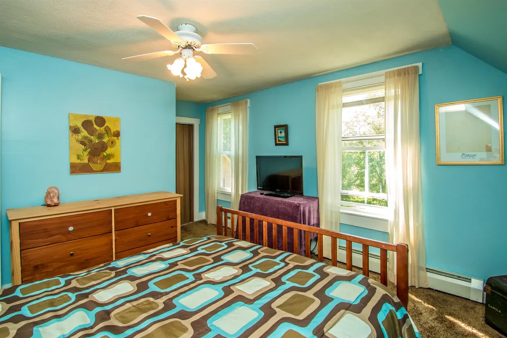 19 Dusty Drive Whitefield NH 03598