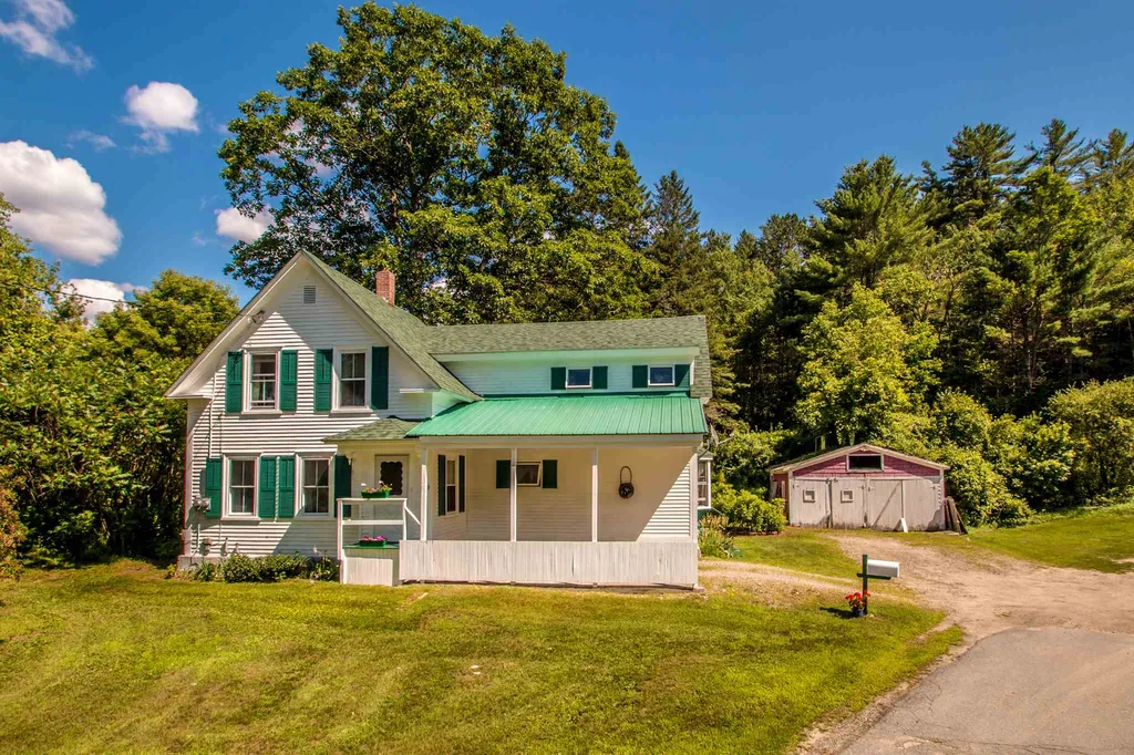 19 Dusty Drive Whitefield NH 03598