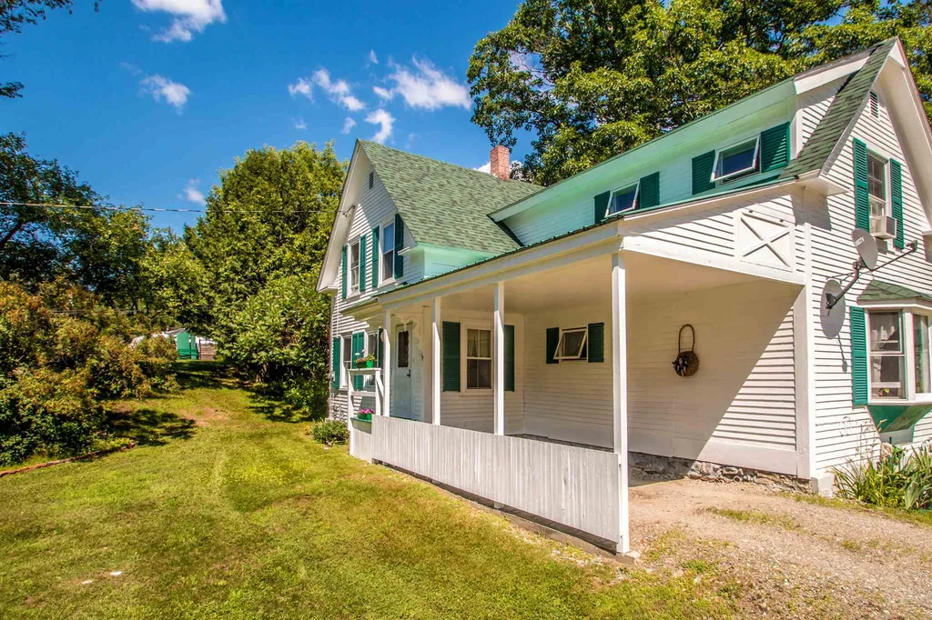 19 Dusty Drive Whitefield NH 03598