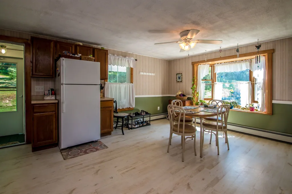 19 Dusty Drive Whitefield NH 03598