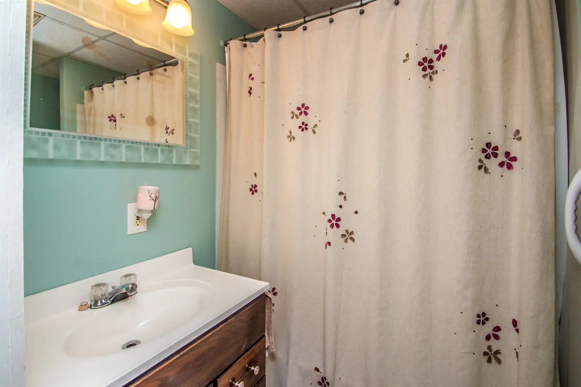 19 Dusty Drive Whitefield NH 03598