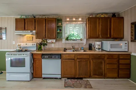 19 Dusty Drive Whitefield NH 03598