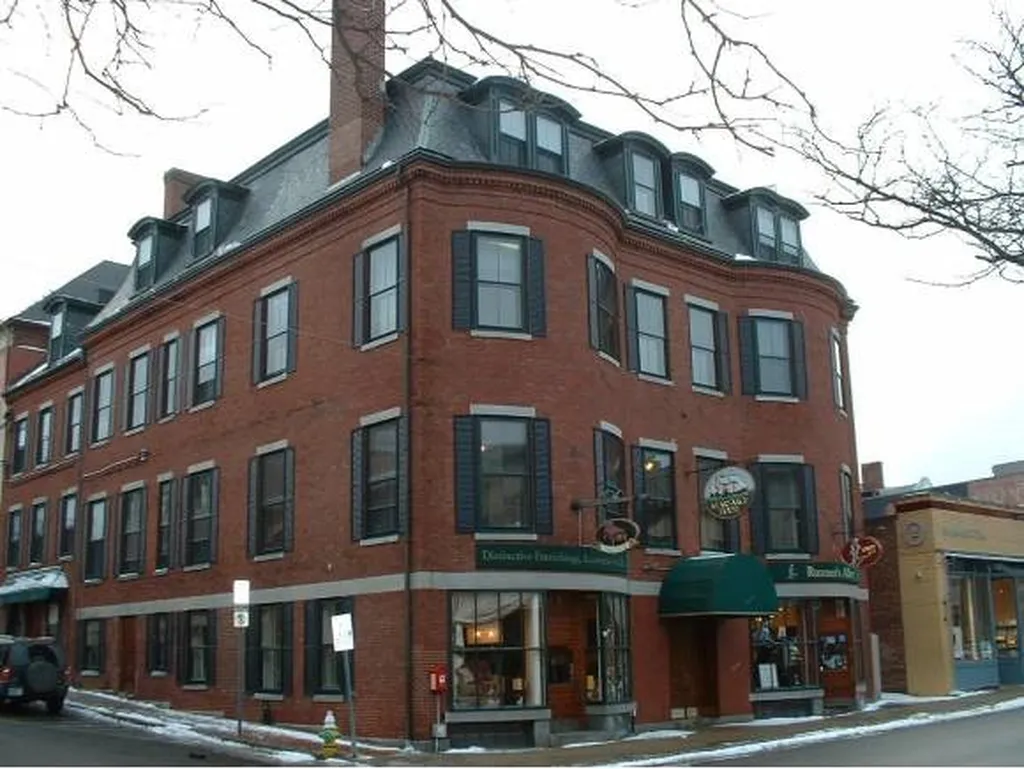 104 Congress Street Portsmouth NH 03801