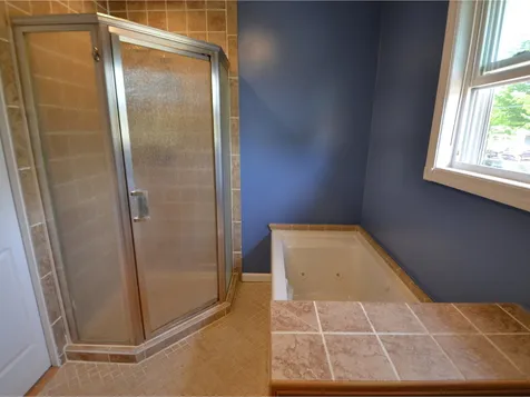 81 Sunset Drive Burlington VT 05408