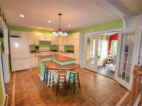 81 Sunset Drive Burlington VT 05408