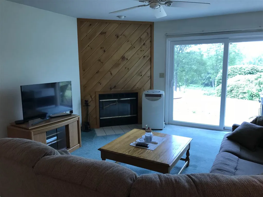 22 Circle Drive Ashland NH 03217