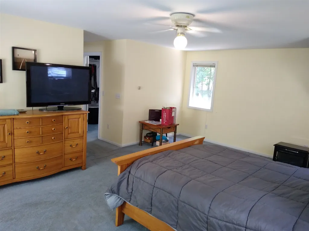 10 Rockledge Road Rochester NH 03867