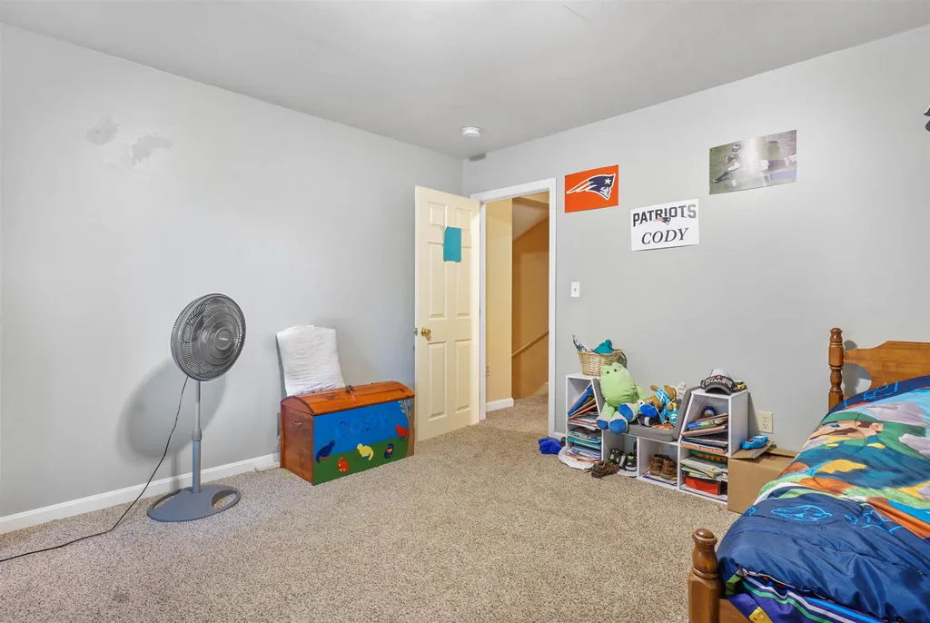 14 Hoyt Street Merrimack NH 03054