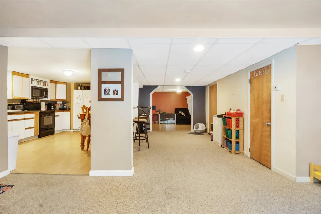 14 Hoyt Street Merrimack NH 03054