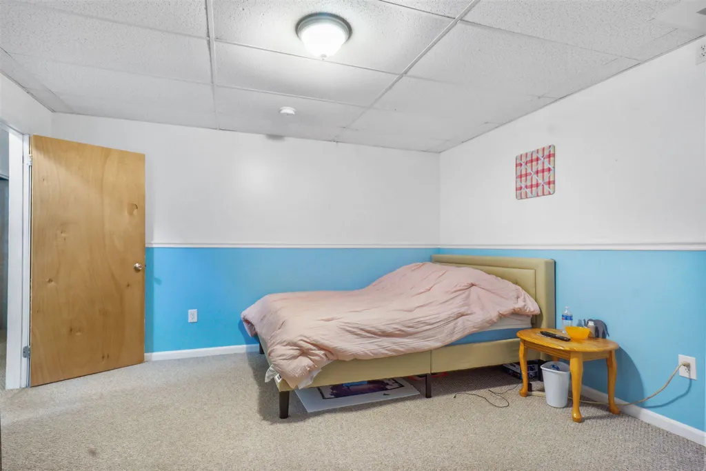 14 Hoyt Street Merrimack NH 03054
