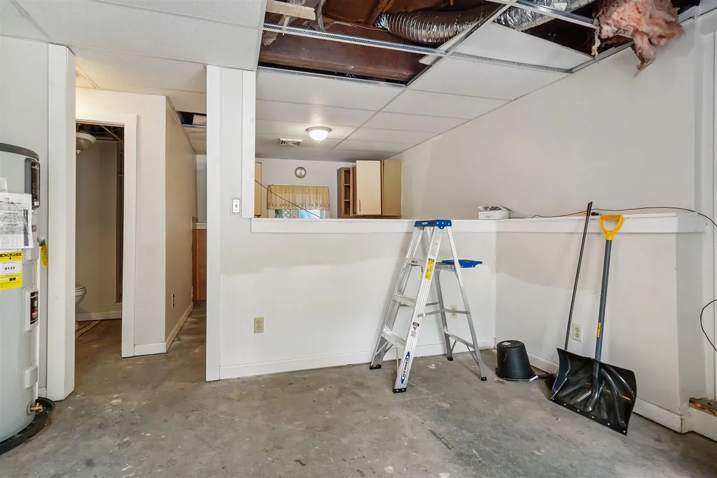 14 Hoyt Street Merrimack NH 03054