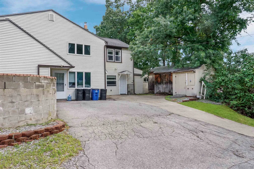 14 Hoyt Street Merrimack NH 03054