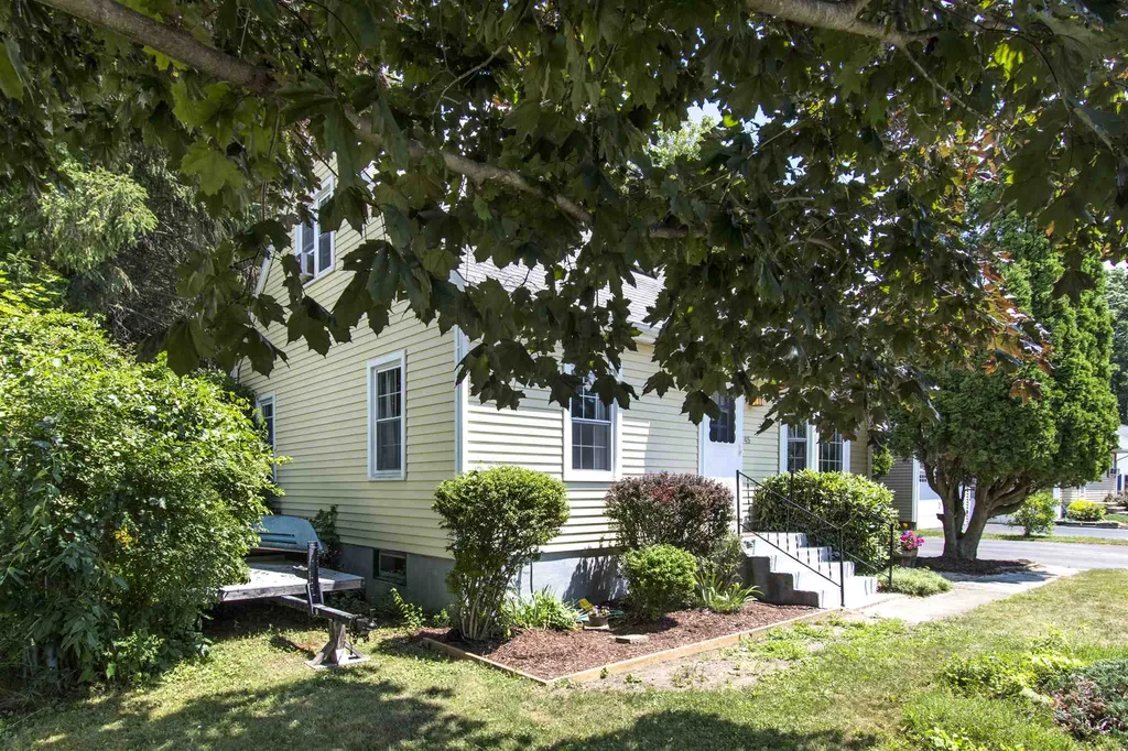 45 Applevale Drive Dover NH 03820