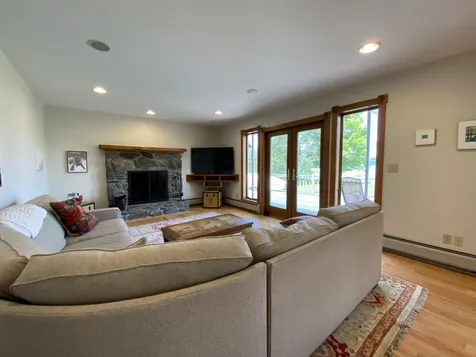 160 Willow Lane Newport City VT 05855