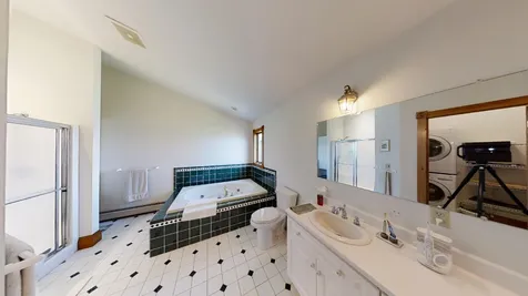 160 Willow Lane Newport City VT 05855